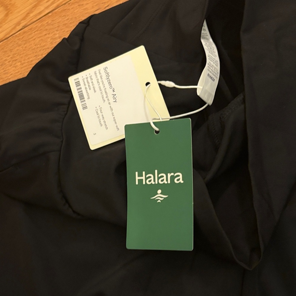 HALARA Black Wide-Leg High-Rise Shorts - Picture 4 of 12